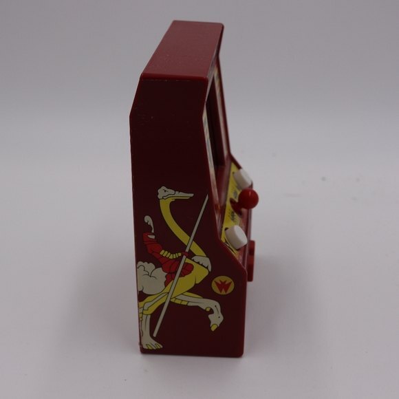 Hand Held Joust Mini Game - Picture 2 of 9